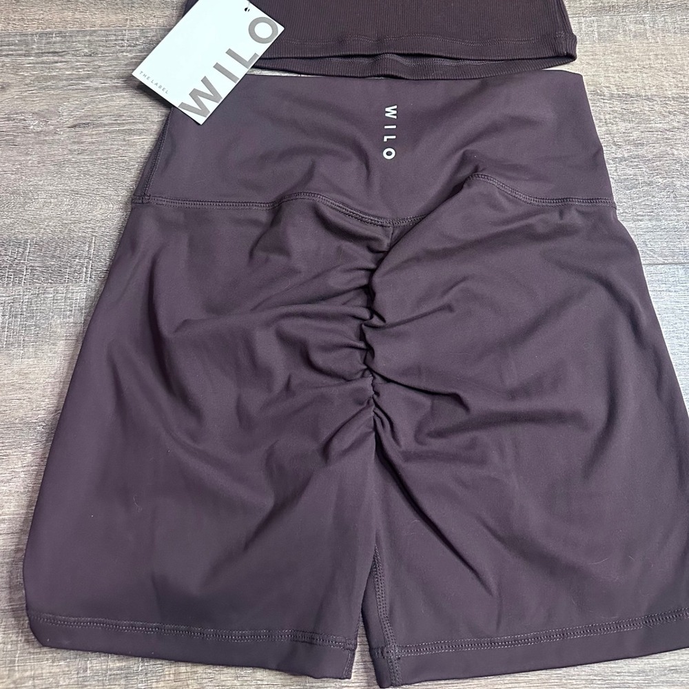 WILO The Label Espresso Ribbed Racer Tank and Scrunch Butt Biker Shorts Set Med - Picture 4 of 9